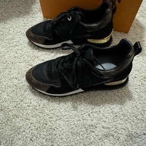 Women’s Louis Vuitton sneakers